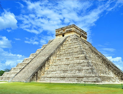 Chichen Itza image 1